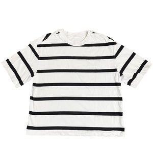 Everlane Organic Cotton Box Fit Striped Tee
Black & White Size xs
